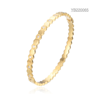 Honingraat zeshoekige roestvrijstalen armband CE gepersonaliseerde 14k gouden armband