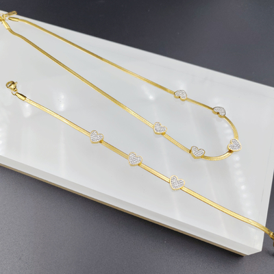 Nieuwe aankomst Trendy High Polish nieuwste gouden kleur roestvrij staal oorbel, halsketting, armband sets voor dame