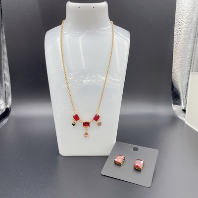 2024 Nieuwe waterdichte trendy roestvrijstalen sieraden sets, 18K goud, luxe cadeau, groothandel