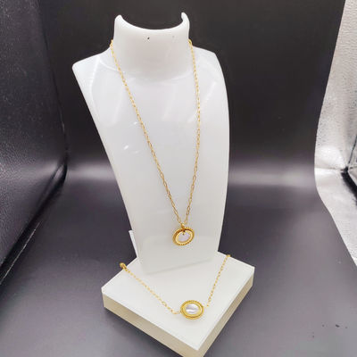 Nieuwe aankomst Trendy High Polish nieuwste gouden kleur roestvrijstalen oorbel, ketting, armbandset met schelp voor dame